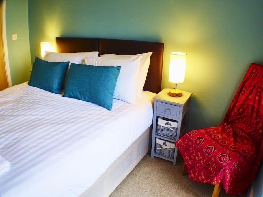 Pete's Place - 97a Grantley Gardens - Devon Apartment *